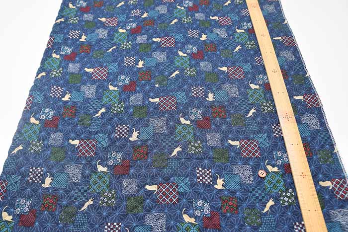 China-made Polyester Reversible Puffed Quilted Fabric - Cat - nomura tailor