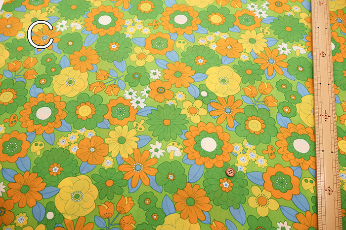 Water repellent Nylon Oxford Print Fabric 70s Design Flower Days - nomura tailor