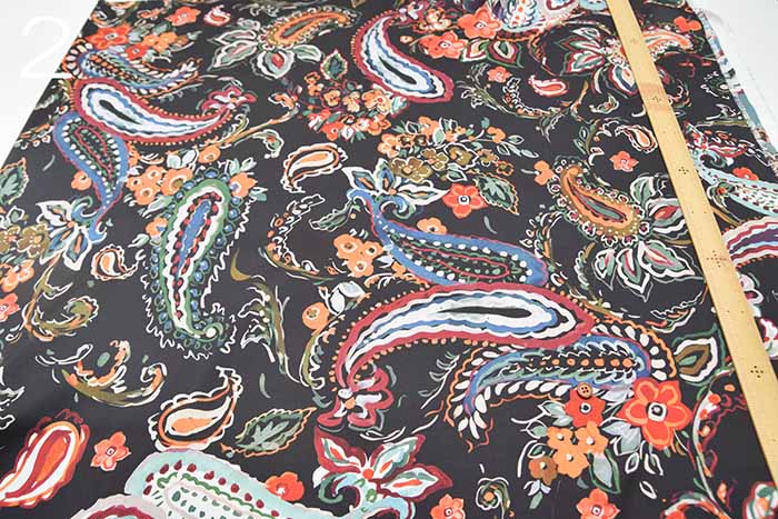 Made in Italy - Polyester Printed Fabric - Paisley Border Pattern - nomura tailor