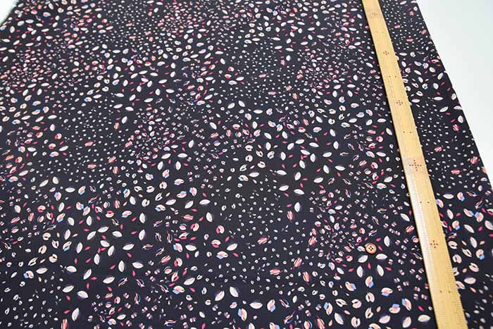 Polyester Crepe de Chine Print Fabric – Flower - nomura tailor