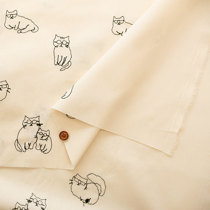 200 Thread Count Broadcloth Embroidered Fabric - Glasses Cat - nomura tailor
