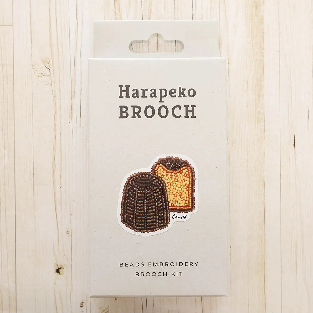 Bead Embroidery Kit Hungry Brooch - Canelé - nomura tailor