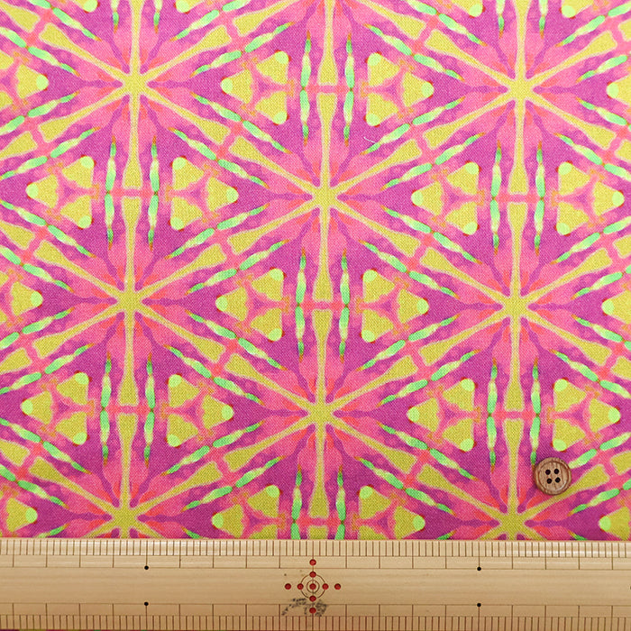 USA Cotton Printed Fabric - FREE SPIRIT Tie-dye Style Pattern - nomura tailor