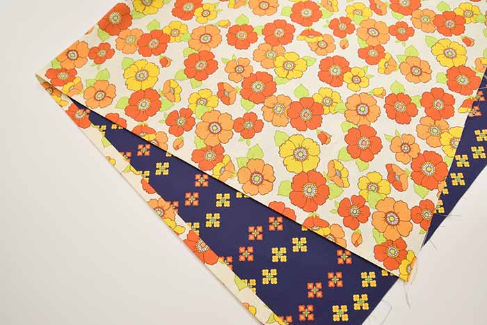 Cotton sheeting inkjet print fabric Piconic Retro Flower - nomura tailor