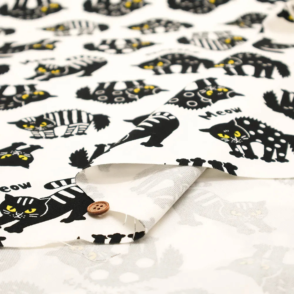 Cotton Oxford Printed Fabric やんのかキャッツ - nomura tailor