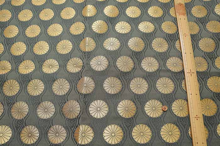 Gold Brocade Chrysanthemum - nomura tailor