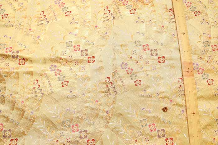 gold brocade Ironing - nomura tailor