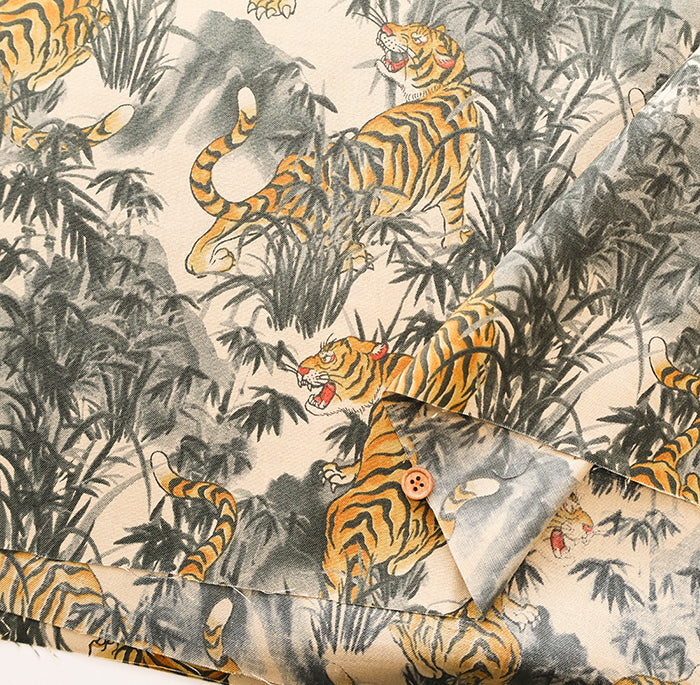 Cotton Muslin Printed Fabric - Vintage-style Tiger - nomura tailor