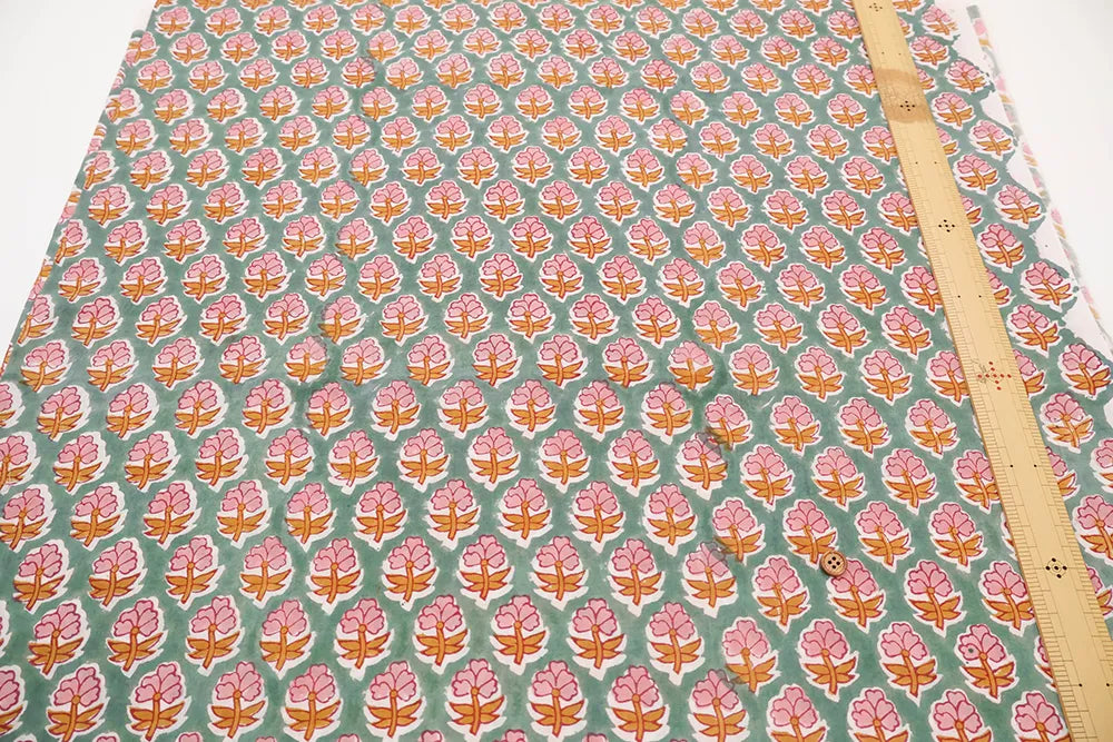 インド製 Cotton Cambric Printed Fabric エスニック ミニフラワーパターン - nomura tailor