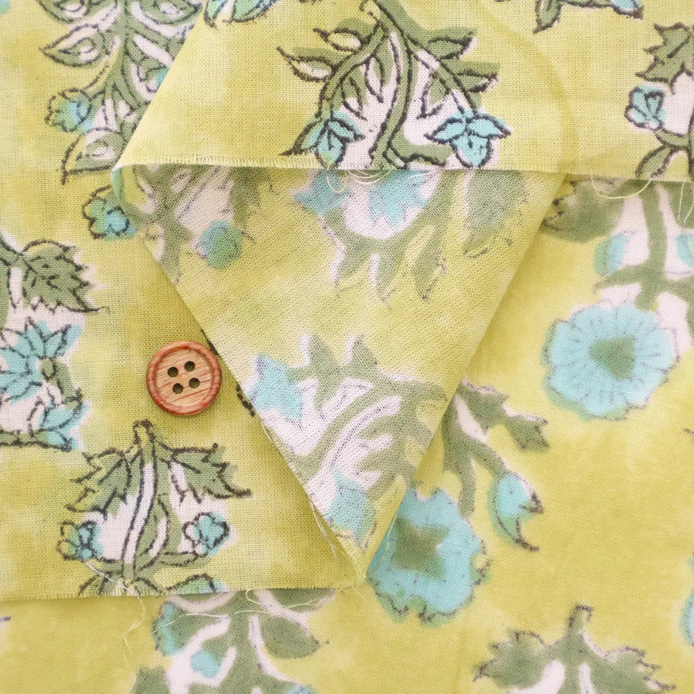 インド製 Cotton Cambric Printed Fabric エスニック フラワーパターン - nomura tailor