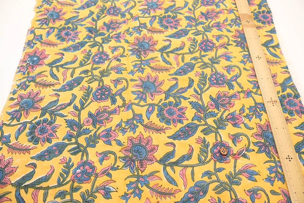 Made in India Cotton Cambric Printed Quilt Fabric - Ethnic Ivy Flower - nomura tailor