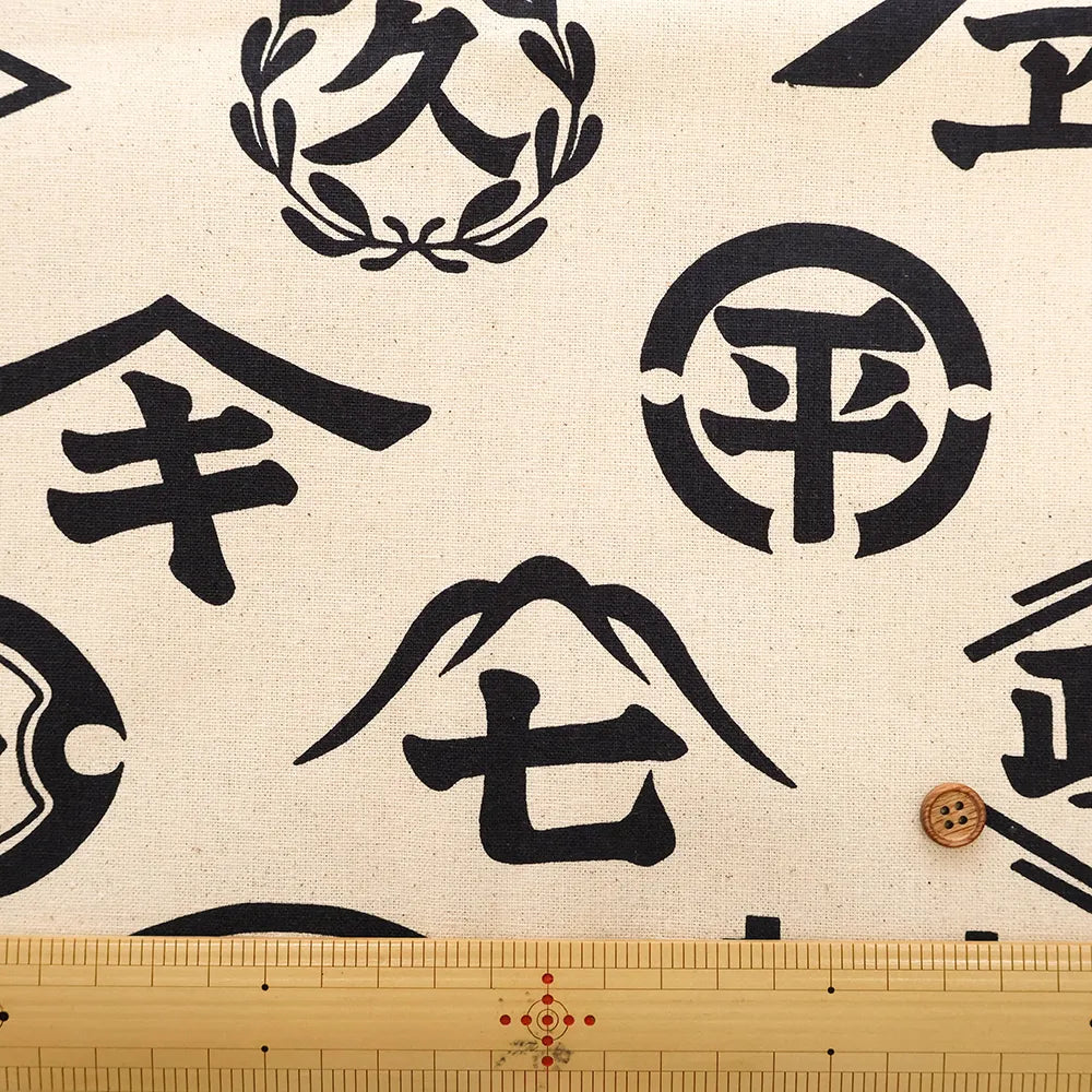 Cotton 10 Canvas Printed Fabric - Family Crest - nomura tailor