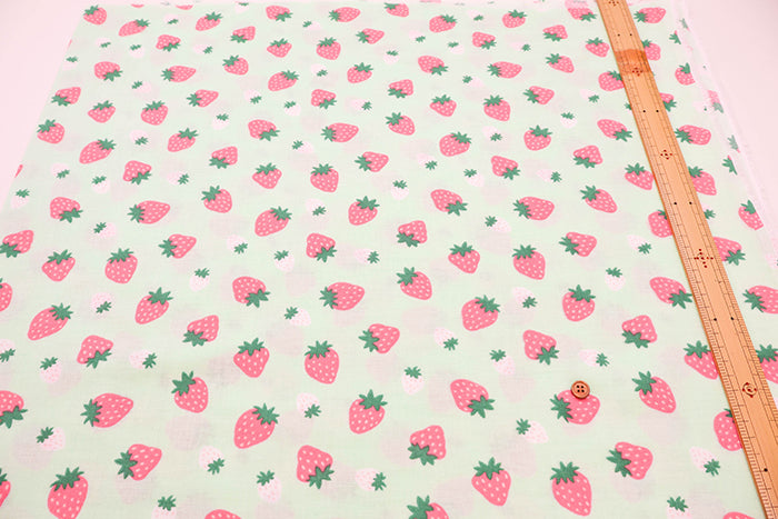 Cotton Double Gauze Print Fabric - Rolling Strawberries - nomura tailor