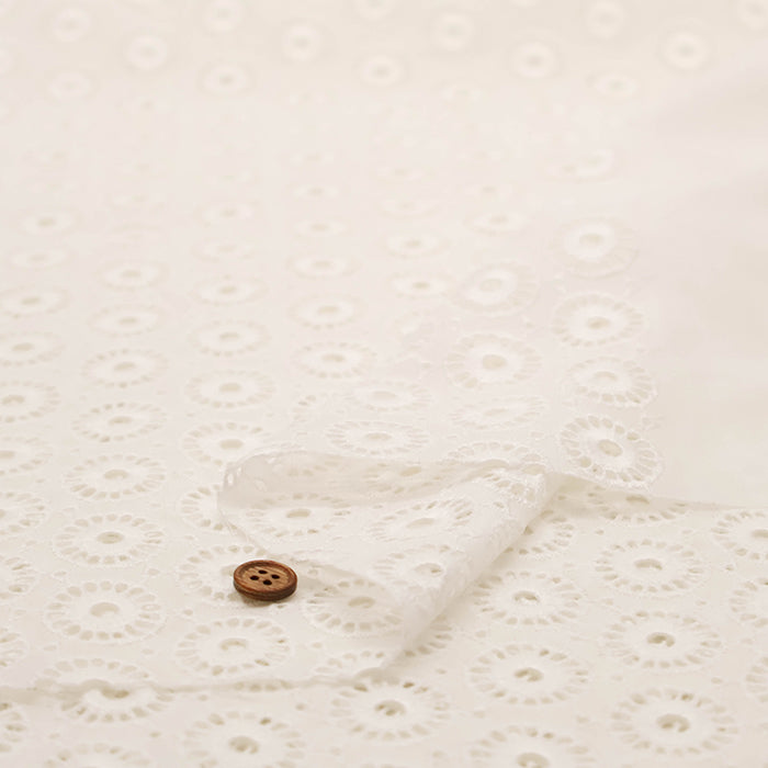 Cotton 60 Lawn Lace Fabric - nomura tailor