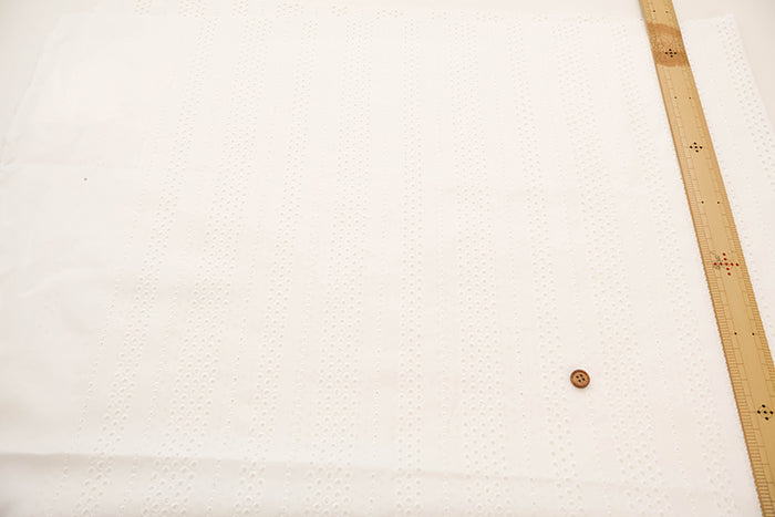 Cotton 60 Lawn Lace Fabric - nomura tailor