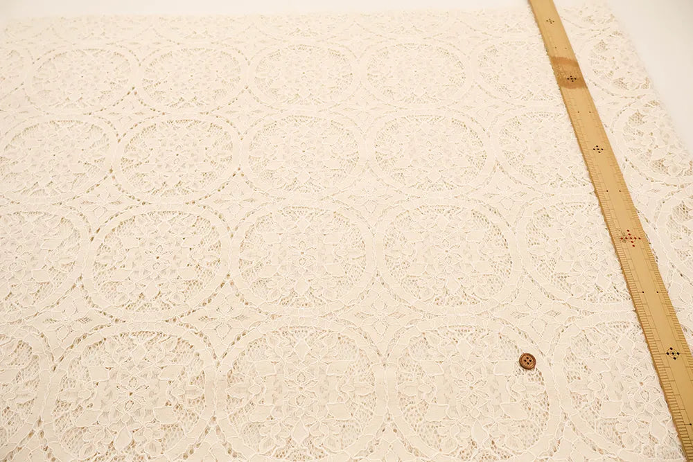 C/N/R Raschel Lace Fabric - Circle Flower - nomura tailor