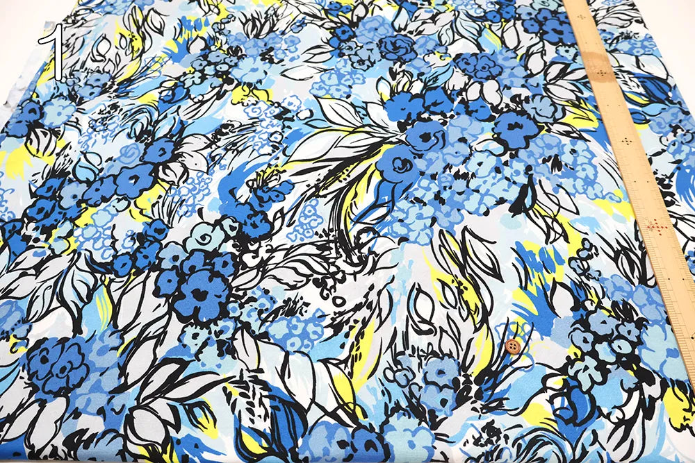 Made in Italy コットンインポートニットプリント生地 - Painted Flowers - nomura tailor