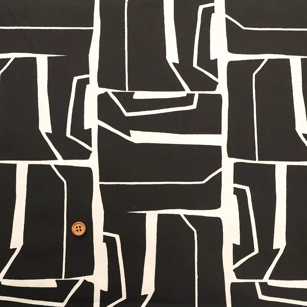 Made in France DEVEAUX Cotton Typewriter Printed Fabric - Black and white - nomura tailor