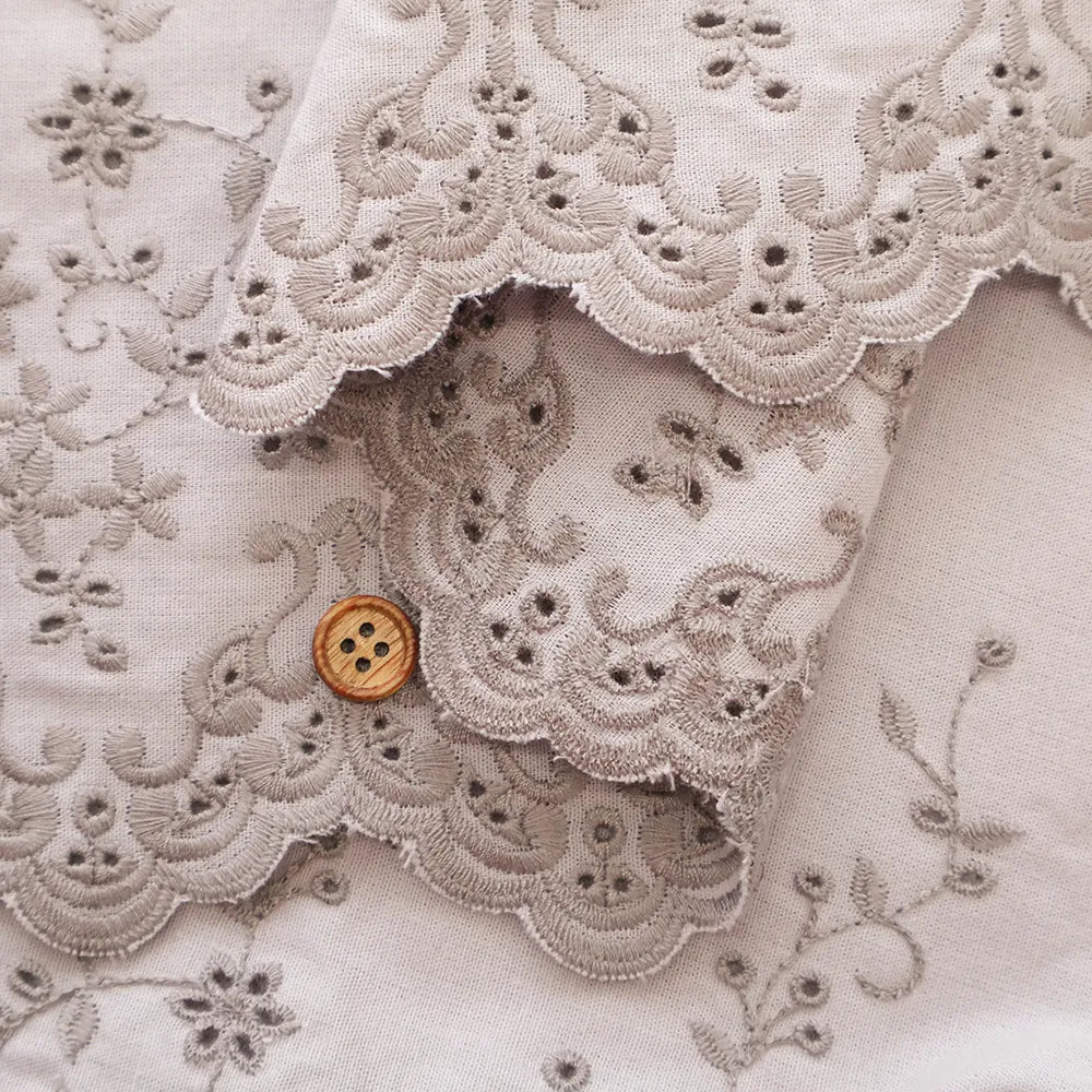 Made in China Cotton Cambric Scallop Lace Fabric - Flowers - nomura tailor