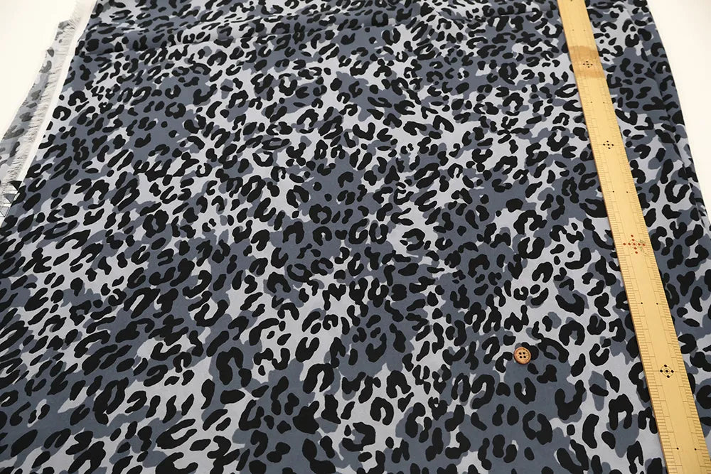 Polyester Royal Twill  Printed Fabric - Animal - nomura tailor