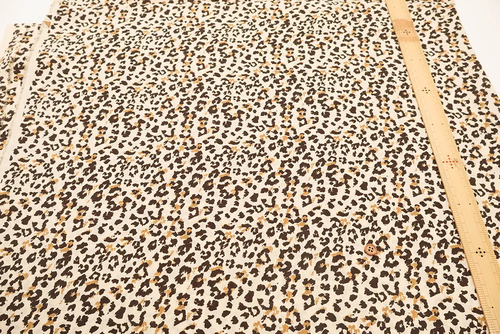 Polyester 100 Denier Pear Printed Fabric - Animal - nomura tailor