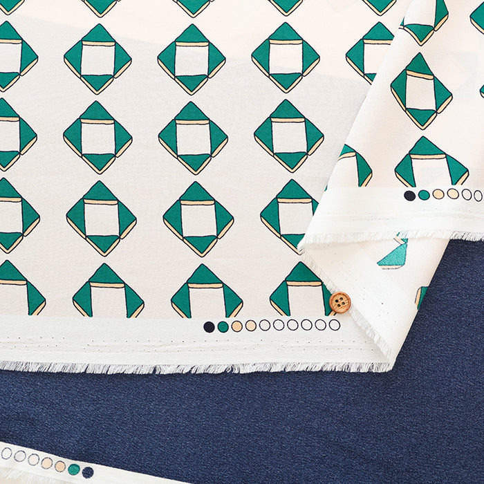 <Patterned Cut>Polyester Print Fabric Panel Pattern (1 Pattern: Approx.110cm×Approx.75cm) - nomura tailor