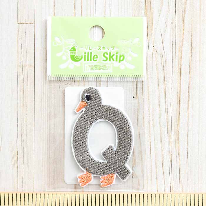 Iron adhesive emblem animal Alphabet Quail (Uzura) - nomura tailor