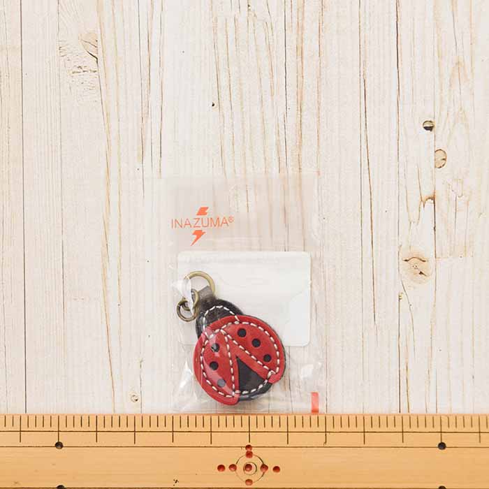 Charm puller ladybug - nomura tailor