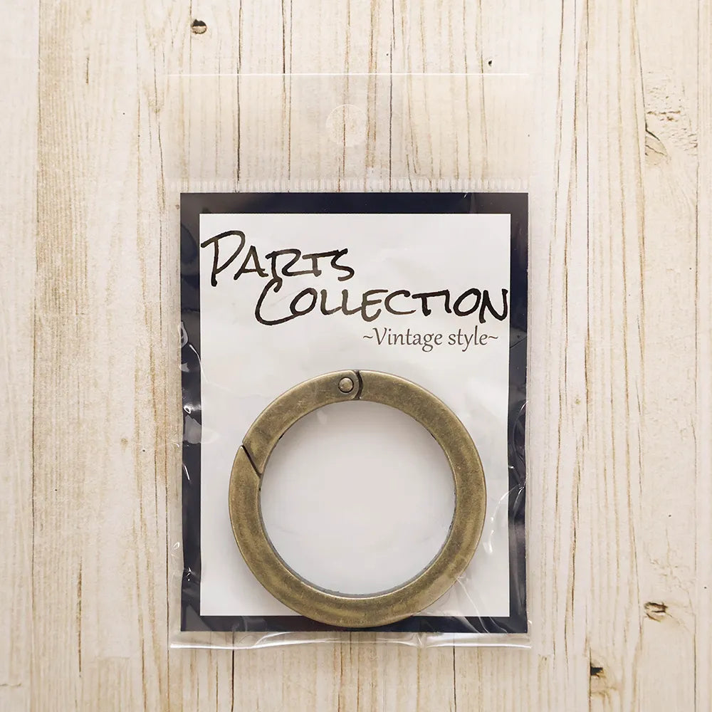 Flat Cast Carabiner Round - Large 50mm - nomura tailor