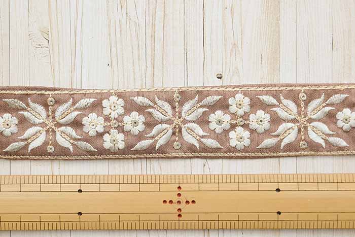 Indian embroidered ribbon, approx. 35mm wide - nomura tailor