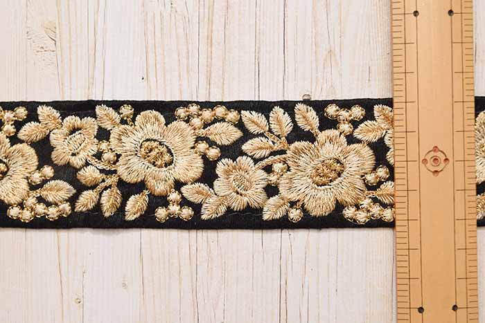 Indian embroidered ribbon, approx. 44mm wide - nomura tailor