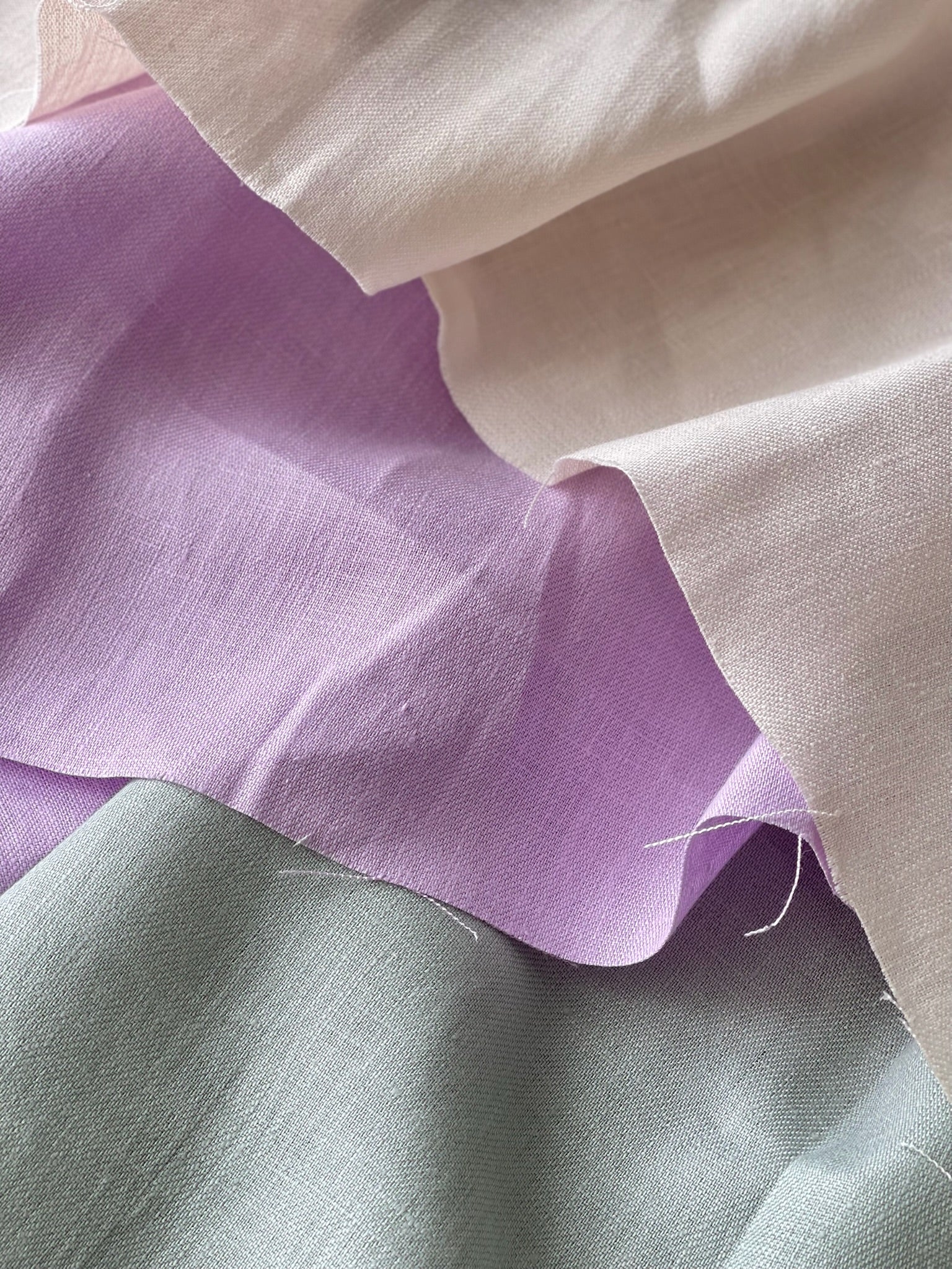 Olive Oil-Finished 25/1 Soft Linen Twill Fabric – Solid Color - nomura tailor