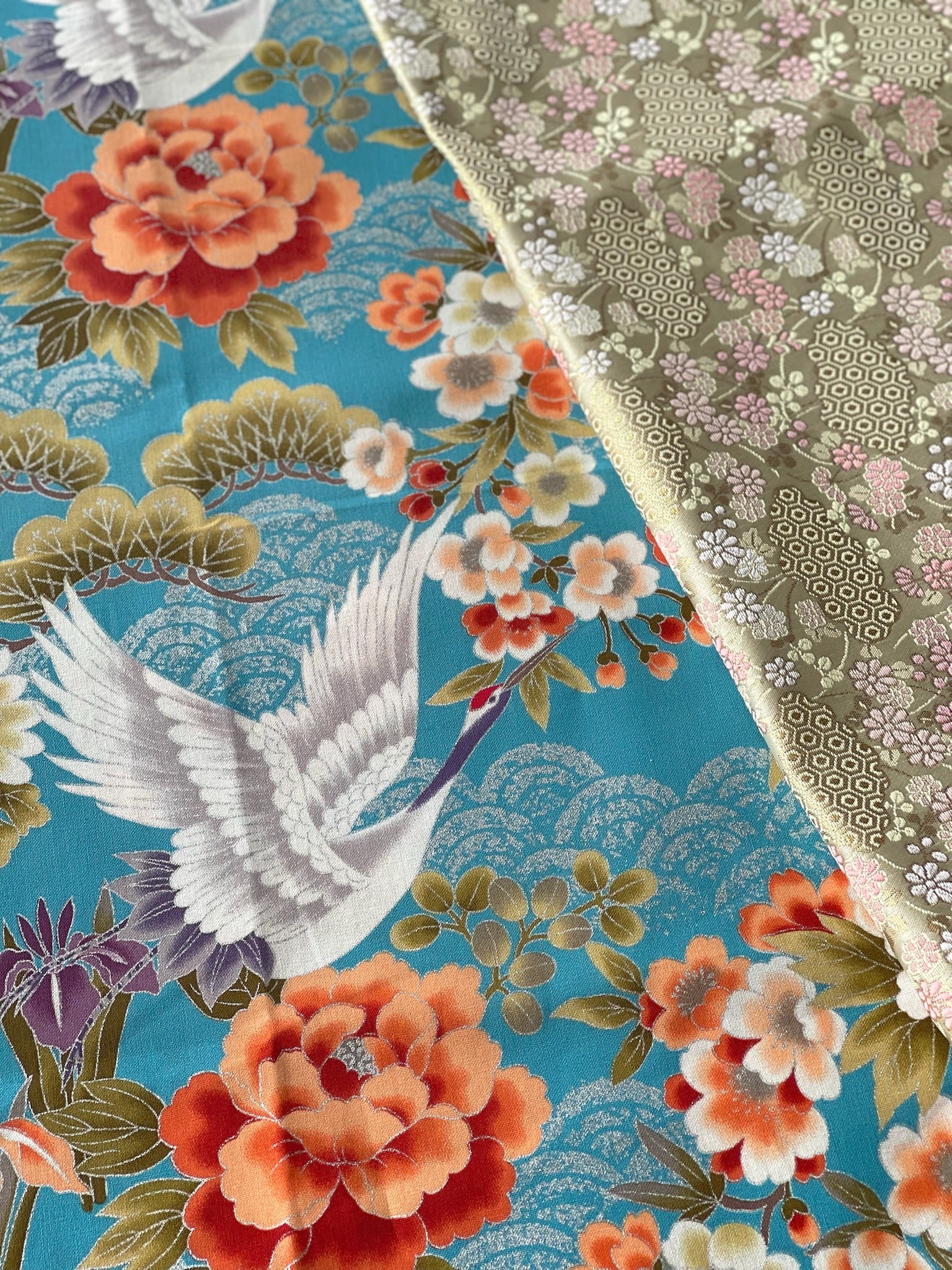 Cotton Muslin Japanese Pattern Printed Fabric - Blooming Crane - nomura tailor