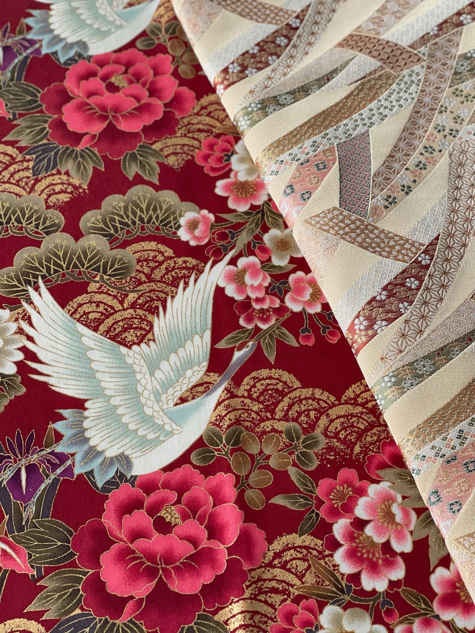 Cotton Muslin Japanese Pattern Printed Fabric - Blooming Crane - nomura tailor