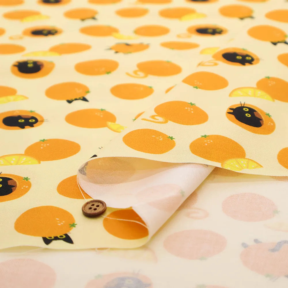 USA Cotton Printed Fabric TIMELESS TREASURE オレンジキャット - nomura tailor
