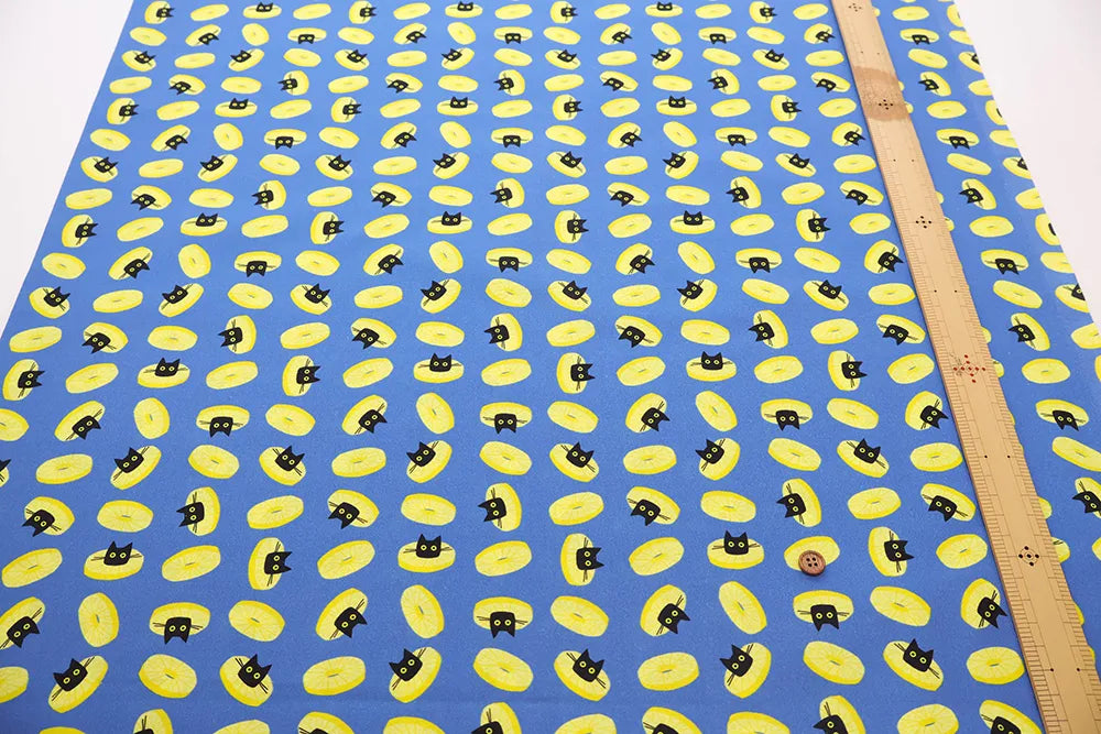 USA Cotton Printed Fabric TIMELESS TREASURE - Pine Cat - nomura tailor